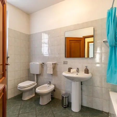 Smart Flat - Lago Maggiore - Private Garage, Wi-Fi Castelletto sopra Ticino Exterior photo