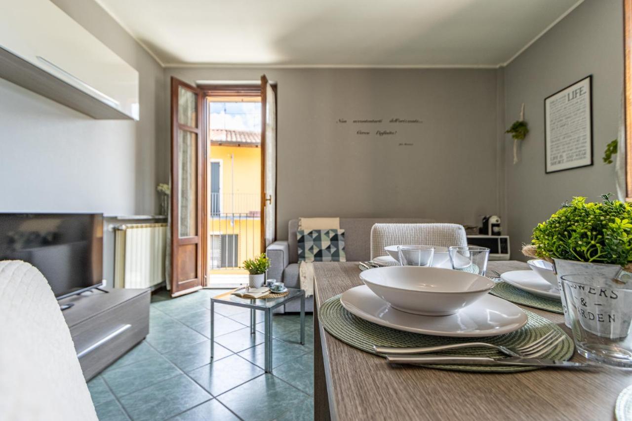 Apartment Smart Flat - Maggiore - Private Garage, Wi-fi Castelletto sopra Ticino