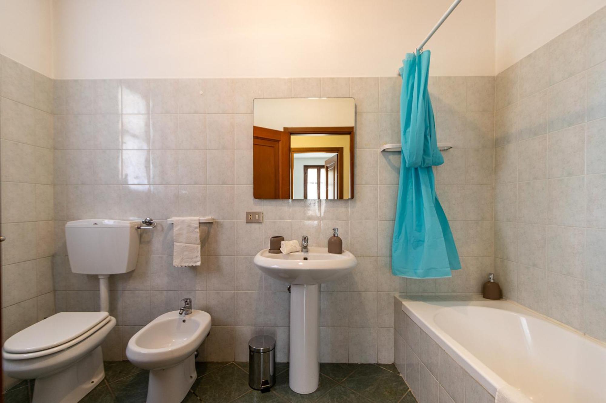 Apartment Smart Flat - Maggiore - Private Garage, Wi-fi Castelletto sopra Ticino