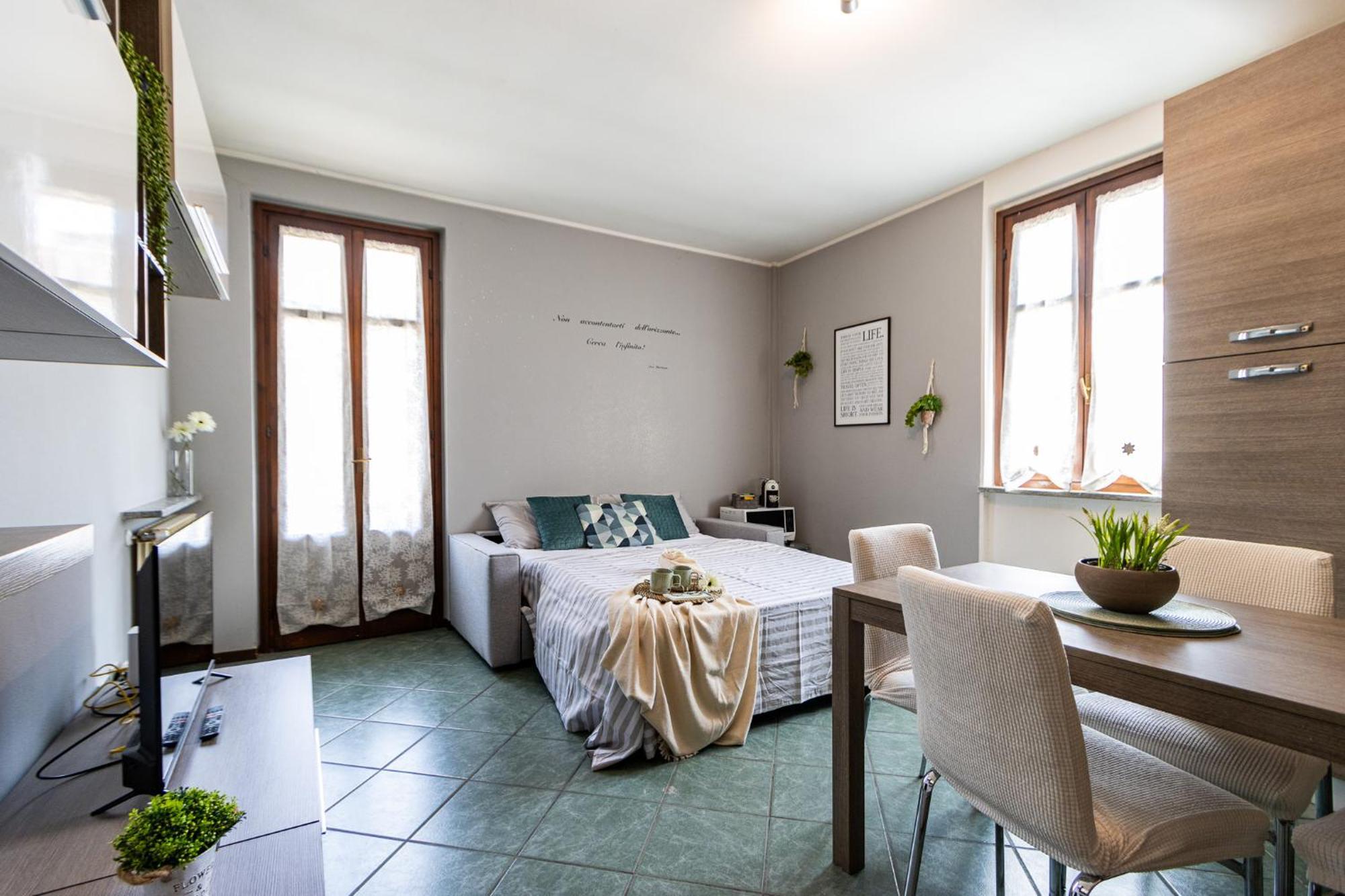 Smart Flat - Maggiore - Private Garage, Wi-fi Castelletto sopra Ticino